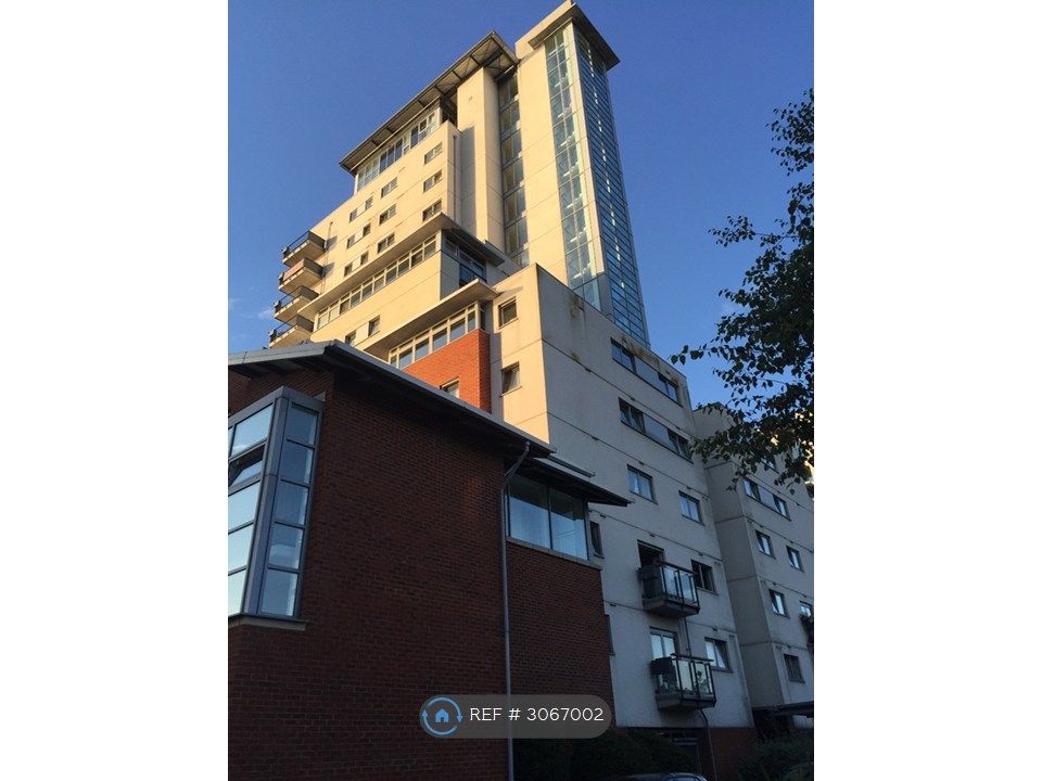 Property photo 3 of 10 Building View
