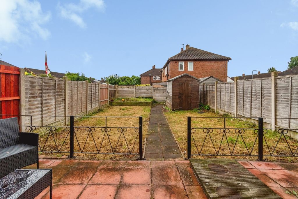 Property photo 3 of 15 Garden