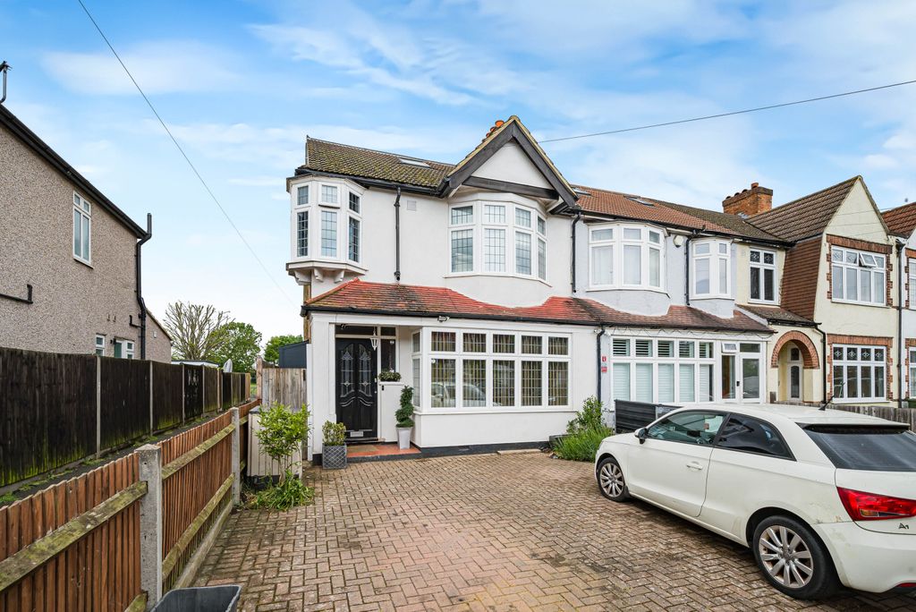 Property photo 1 of 27