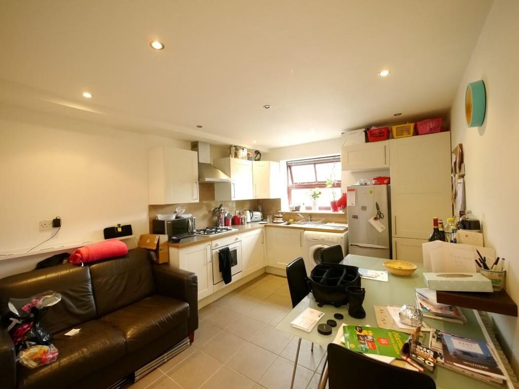 Property photo 2 of 4