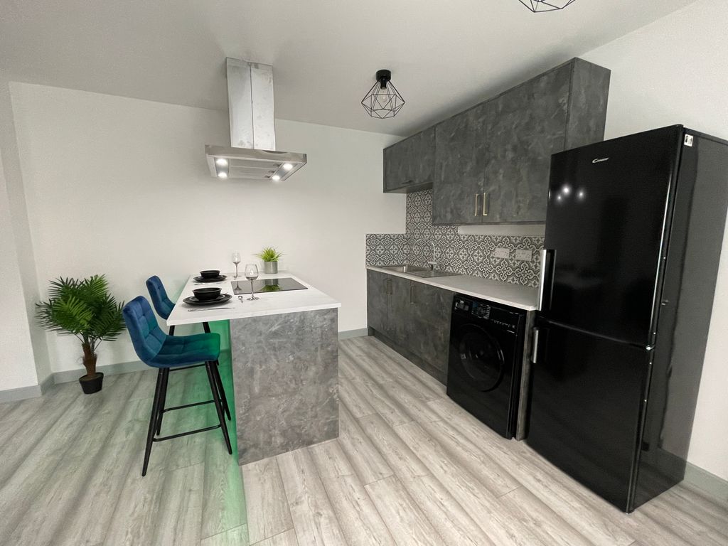 Property photo 2 of 9 Property