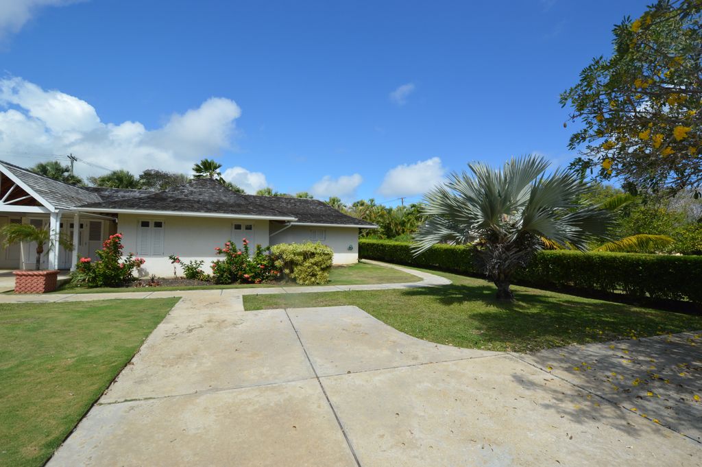 Property photo 2 of 7