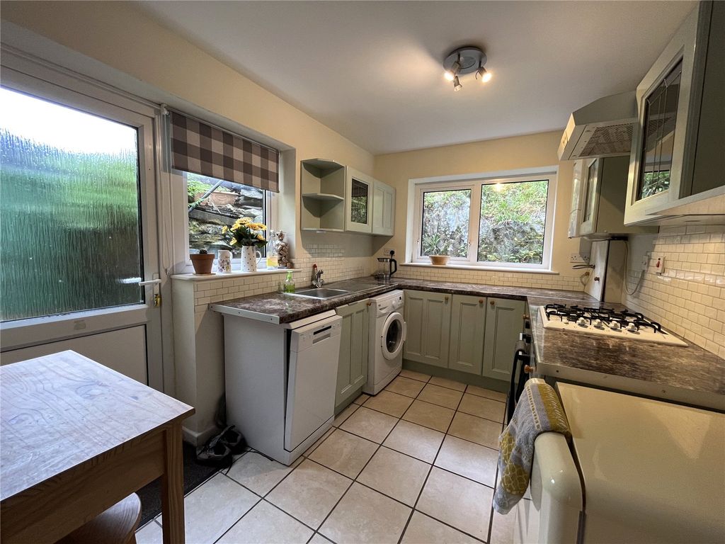 Property photo 3 of 18 Picture No. 06