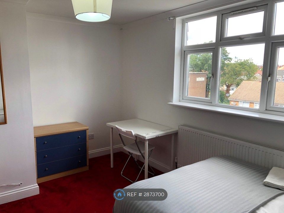 Property photo 2 of 11