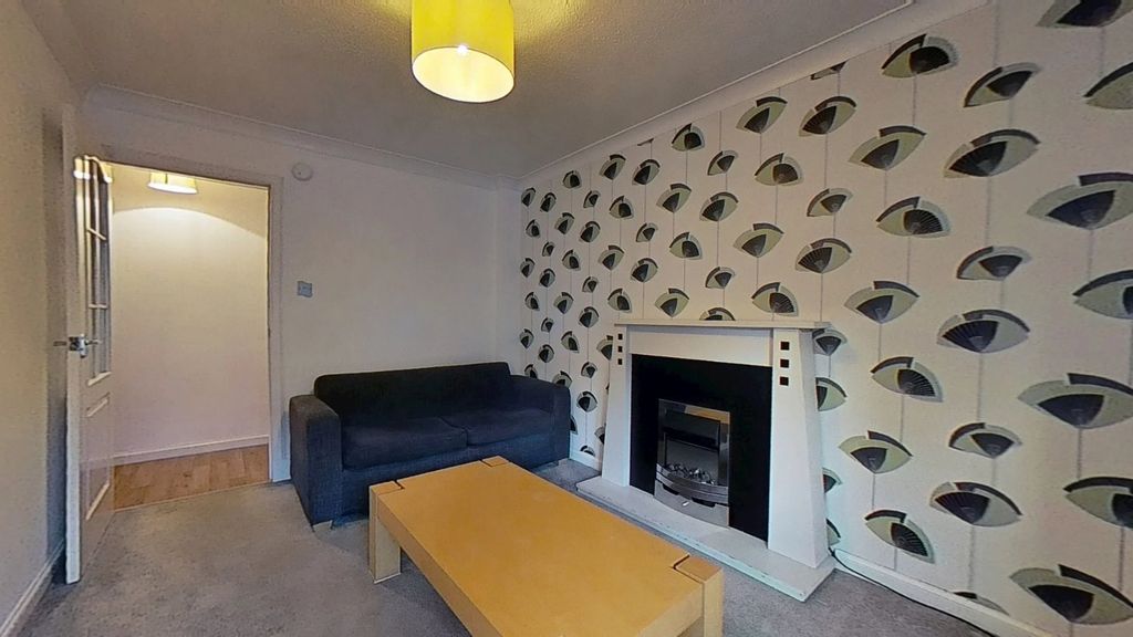 Property photo 3 of 11 Photo 3