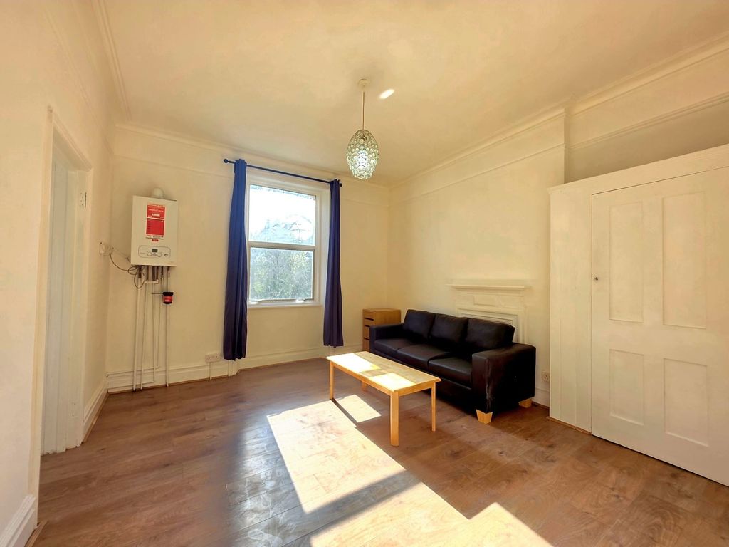 Property photo 2 of 10 Photo 2