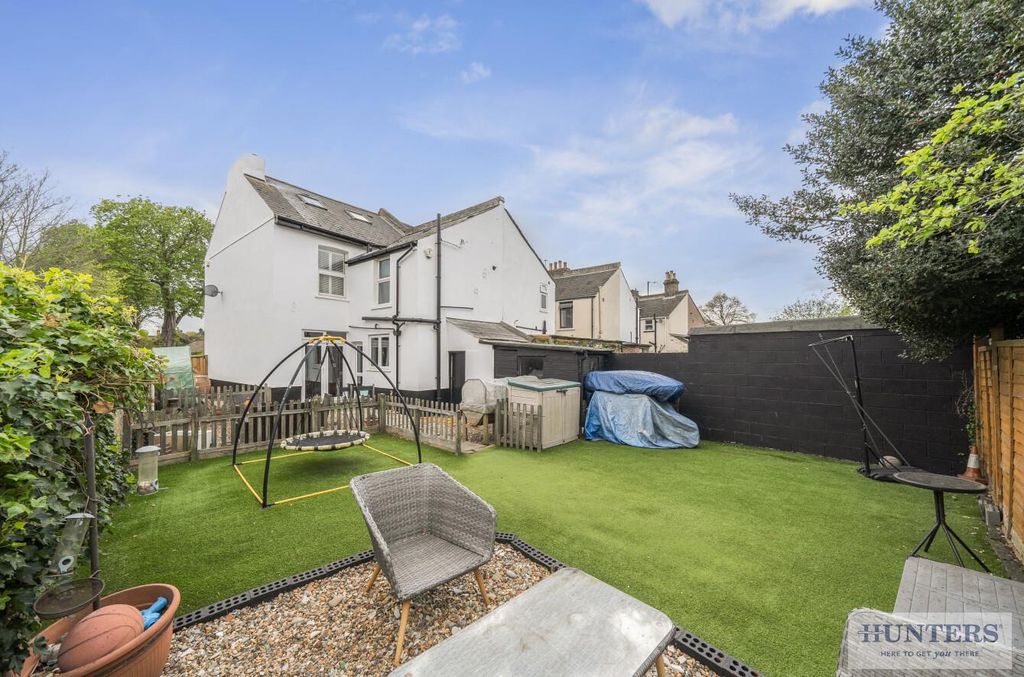 Property photo 3 of 19 Rear View