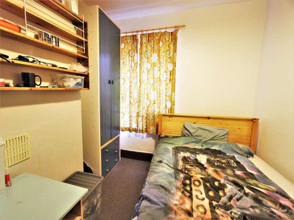 Property photo 3 of 6 Img_0953 (1)
