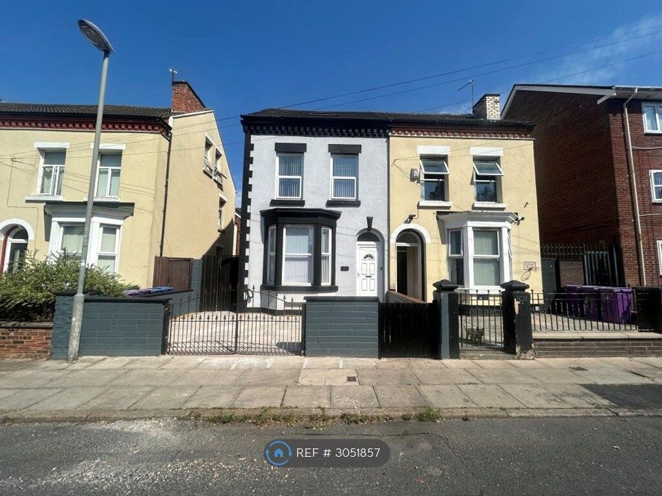 Property photo 1 of 11