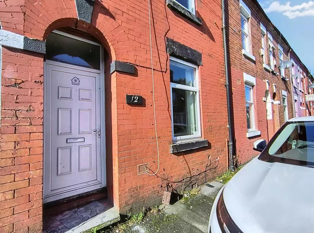 Property photo 2 of 12 Front