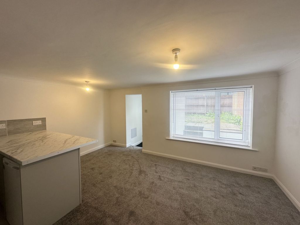 Property photo 1 of 15 Photo 22