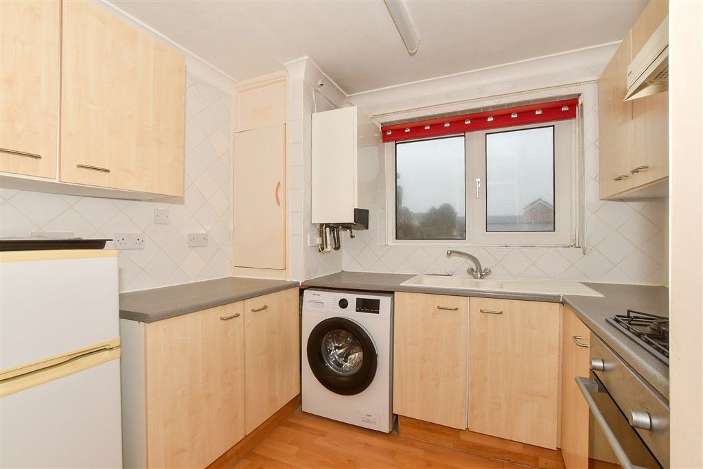 Property photo 2 of 14 Kitchen