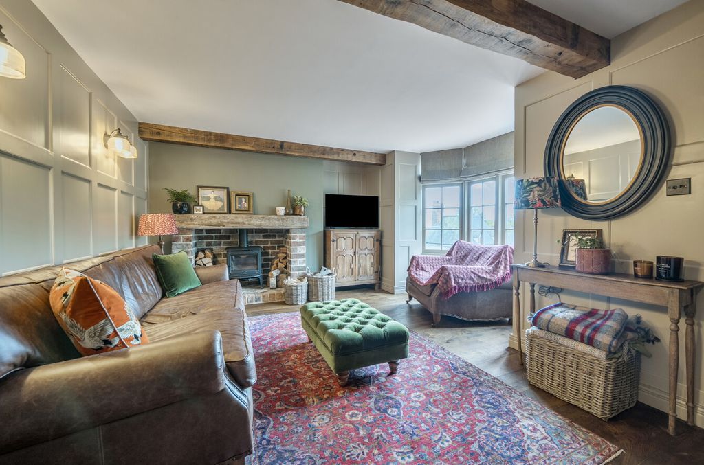Property photo 2 of 24 1348982-1-68cd7c2...