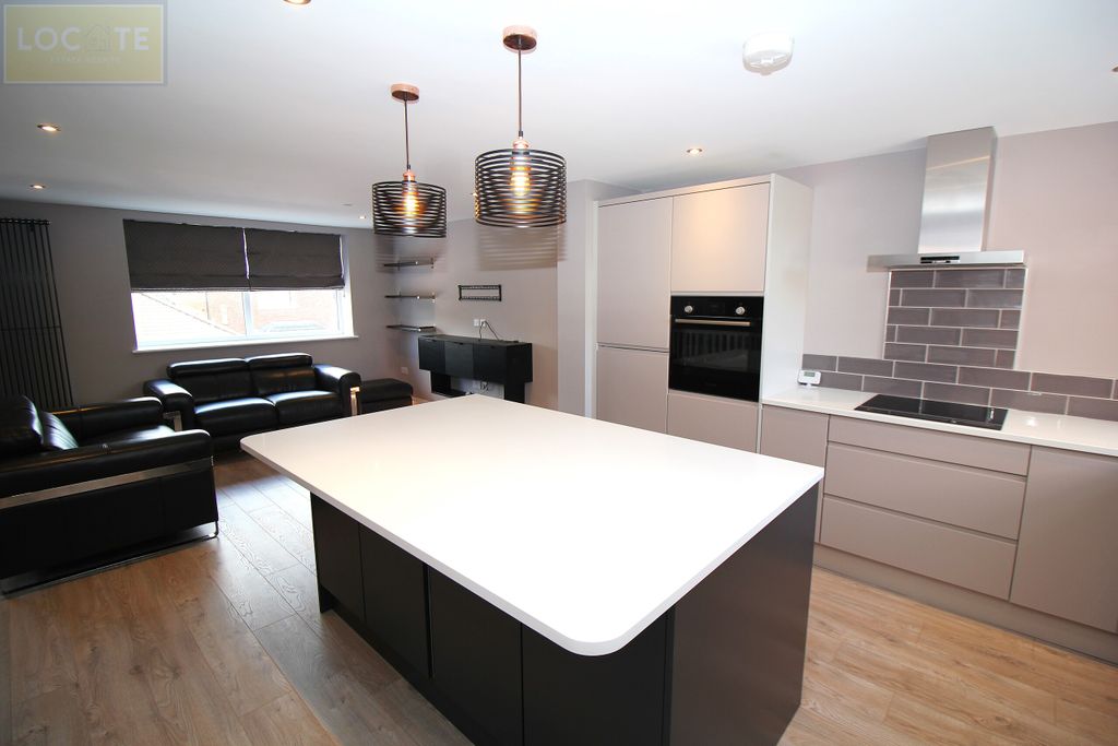 Property photo 2 of 13 Img_4252.Jpg