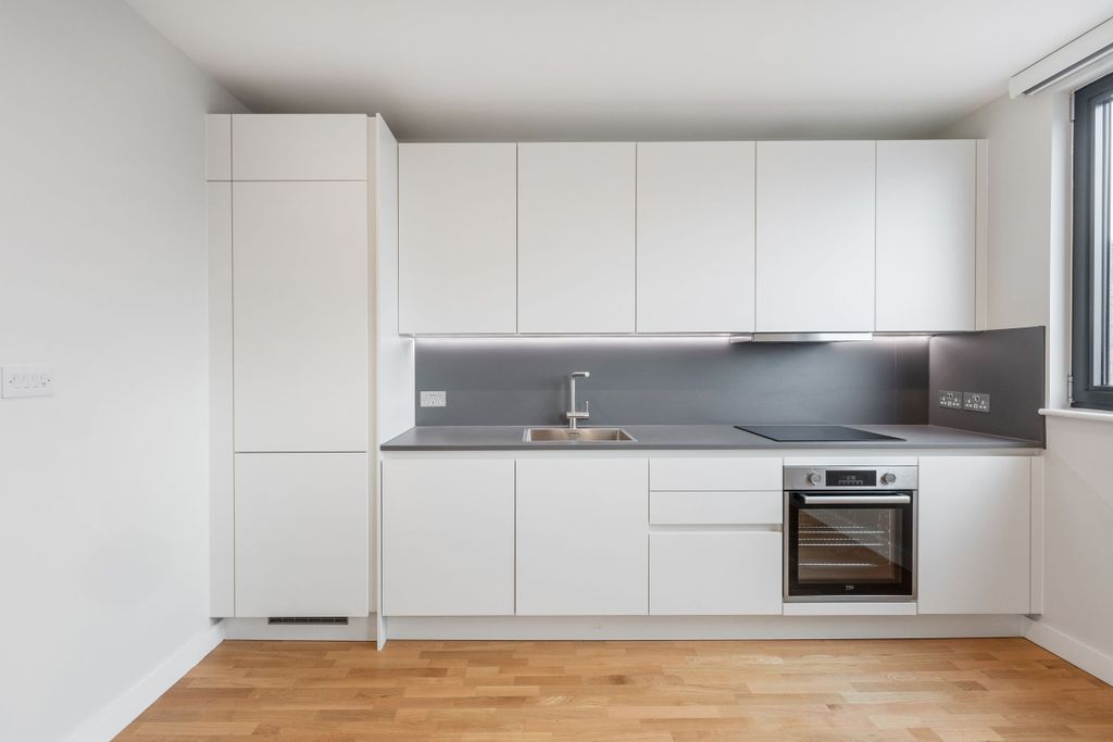 Property photo 1 of 14 Kitchen (Example)