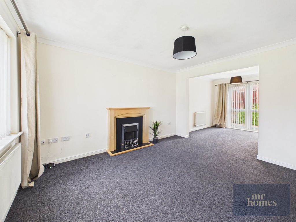 Property photo 3 of 24