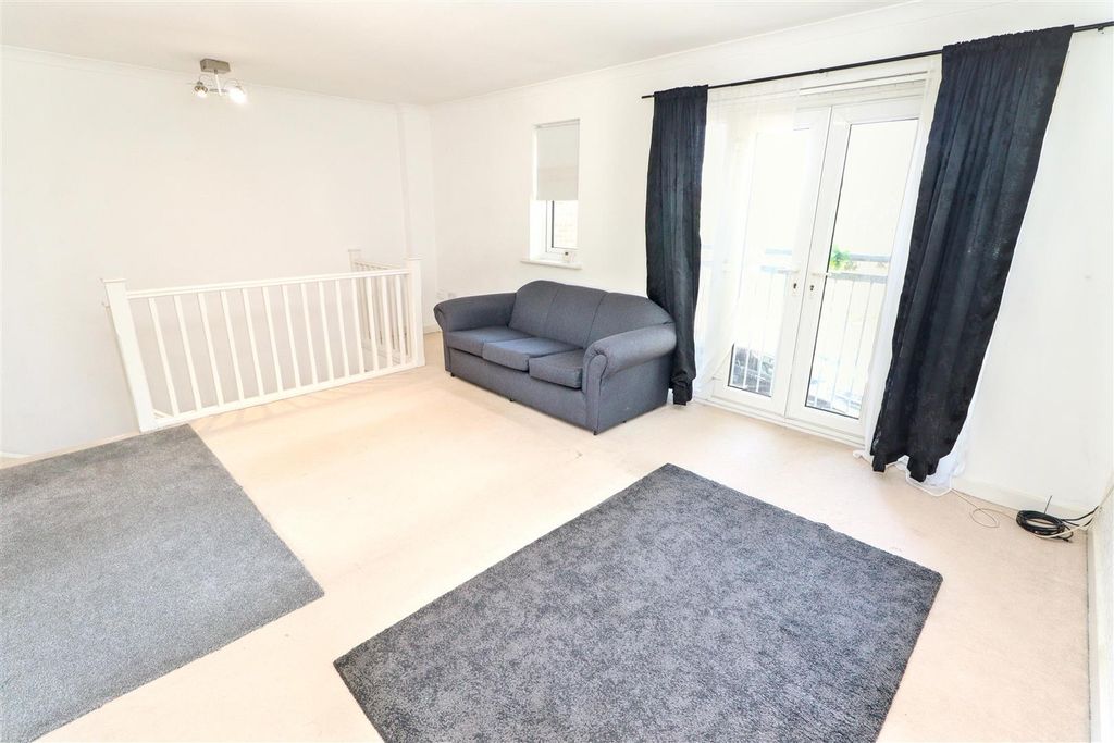 Property photo 3 of 17 Img_3368.Jpg