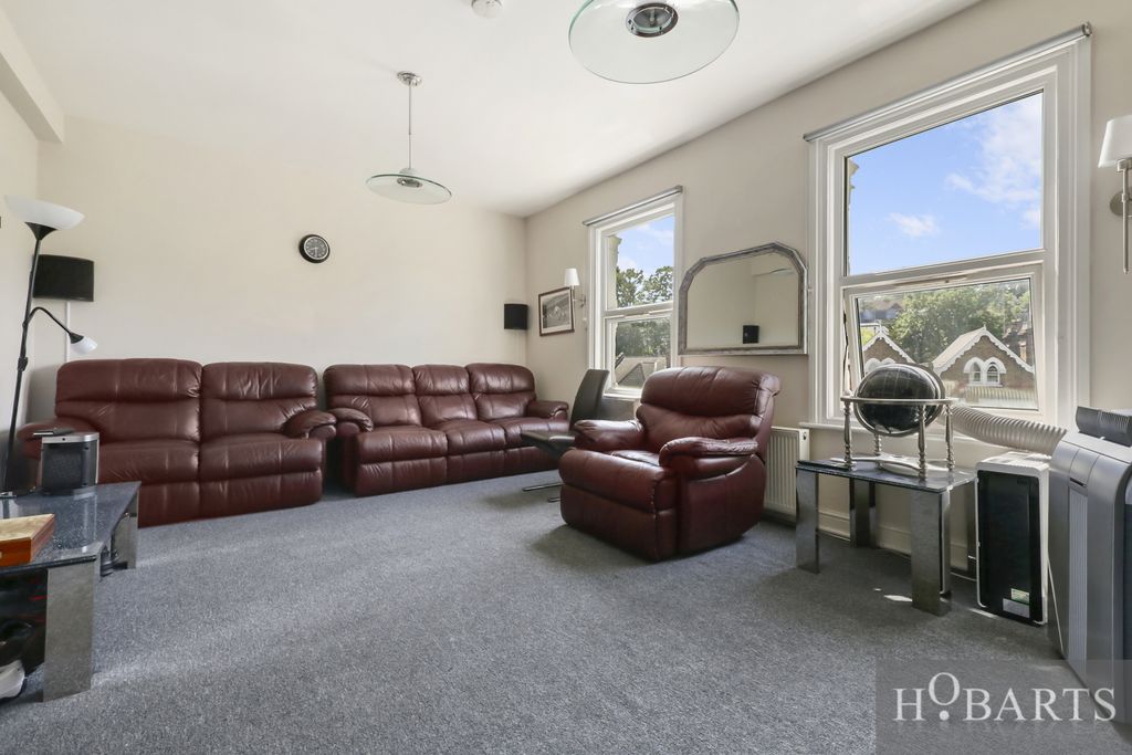 Property photo 2 of 12 Gallery