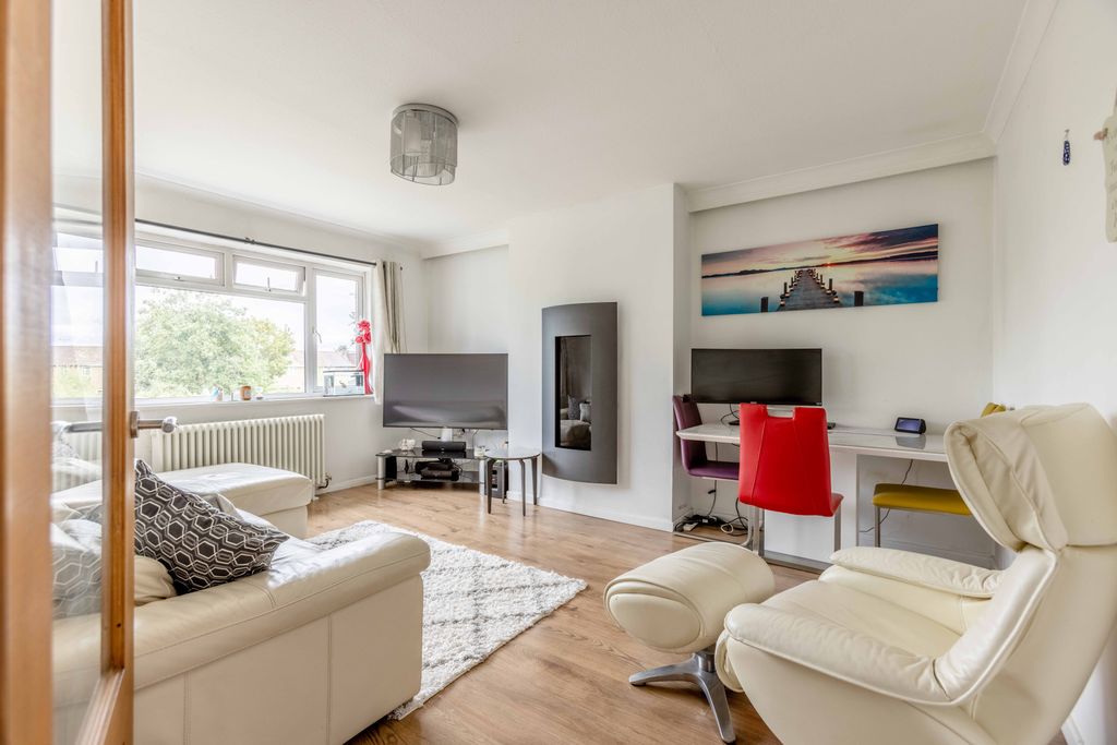 Property photo 2 of 15 21Rm (12 Of 19)