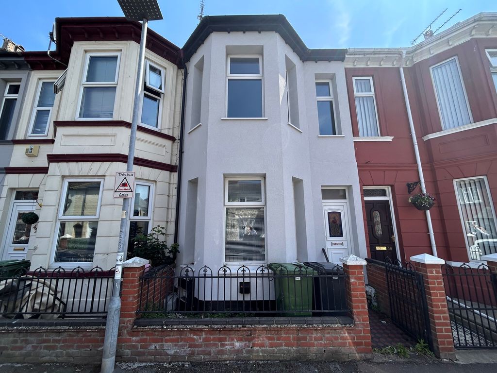 Property photo 1 of 11