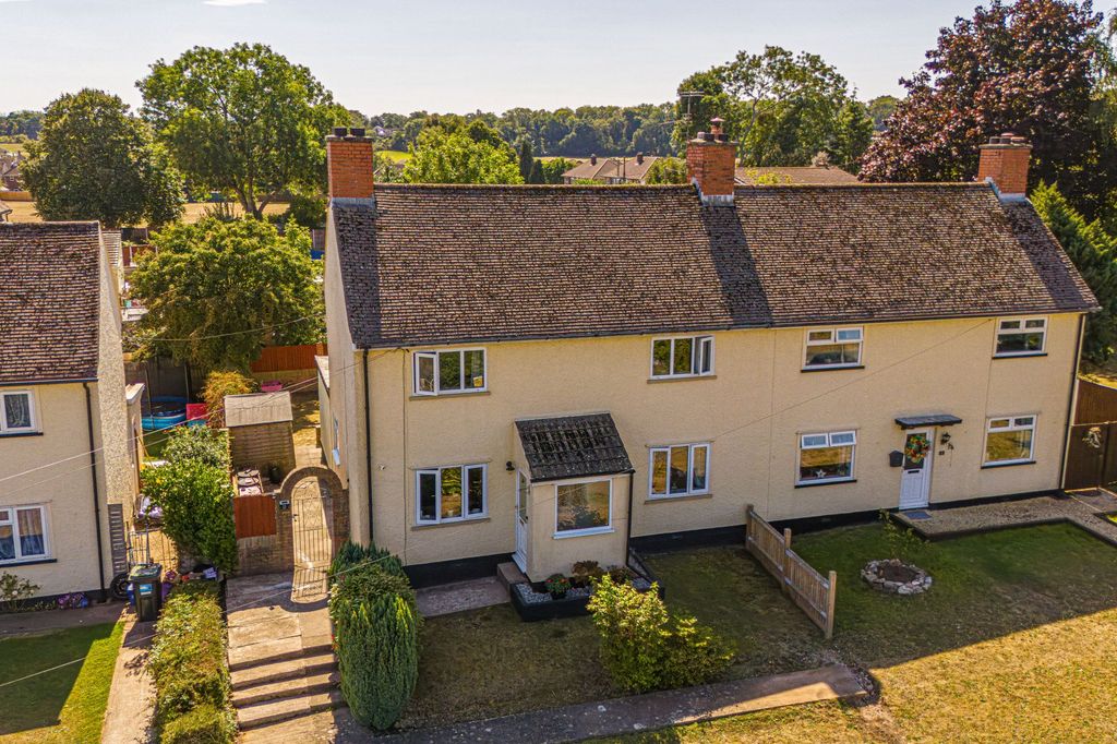 Property photo 1 of 37