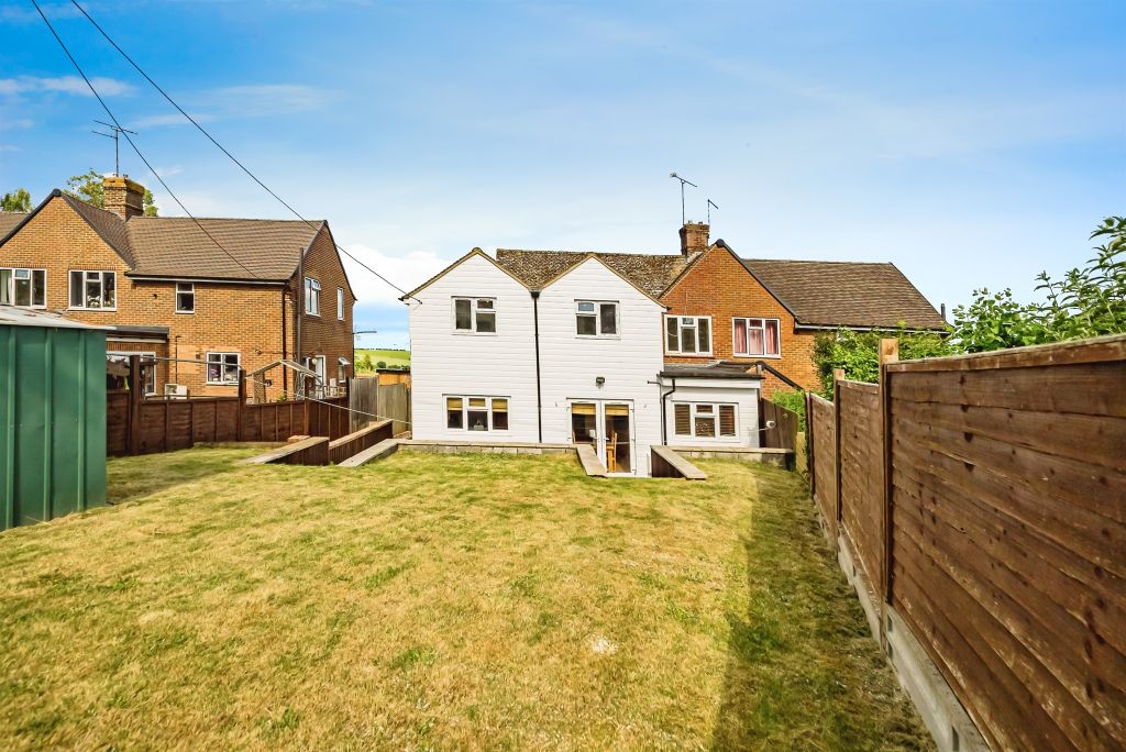 Property photo 2 of 12