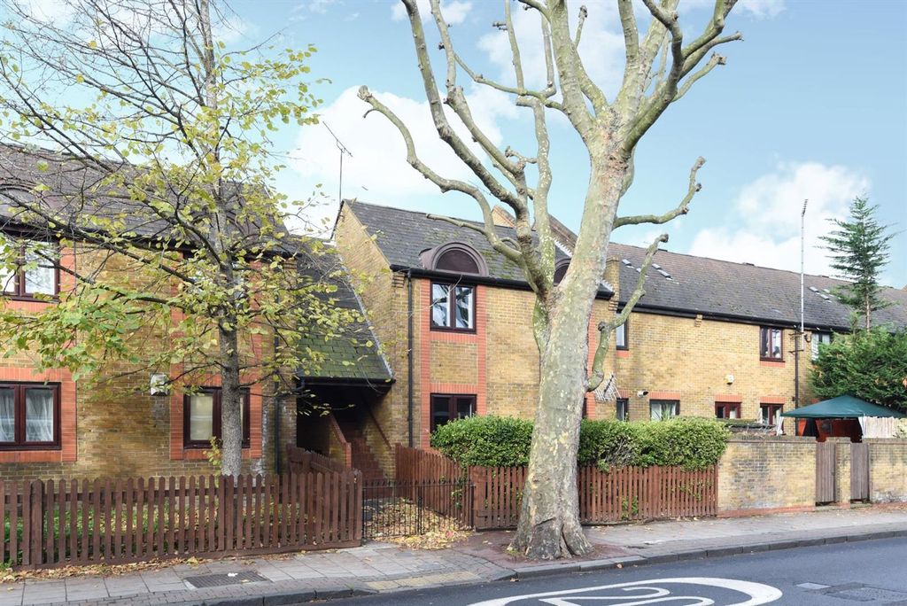 Property photo 1 of 7