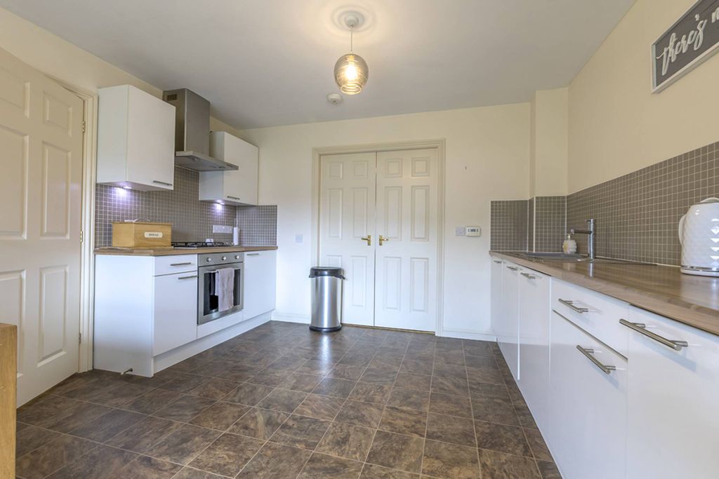 3 bed detached house for saleDuffus Heights, Elgin, Moray IV30 photo 5
