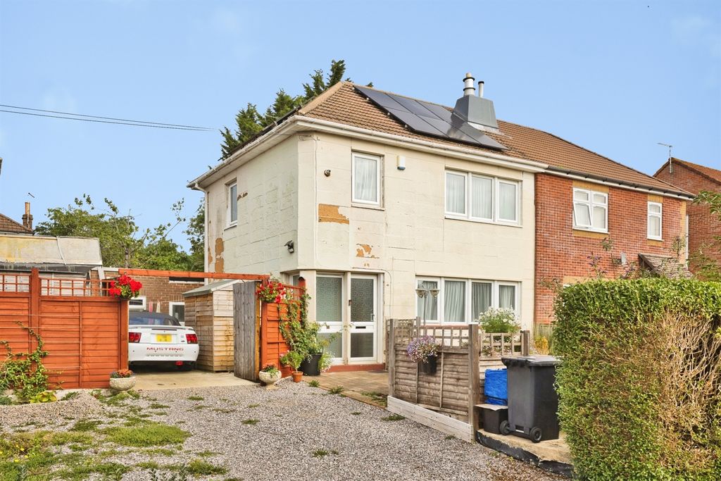 Property photo 1 of 14