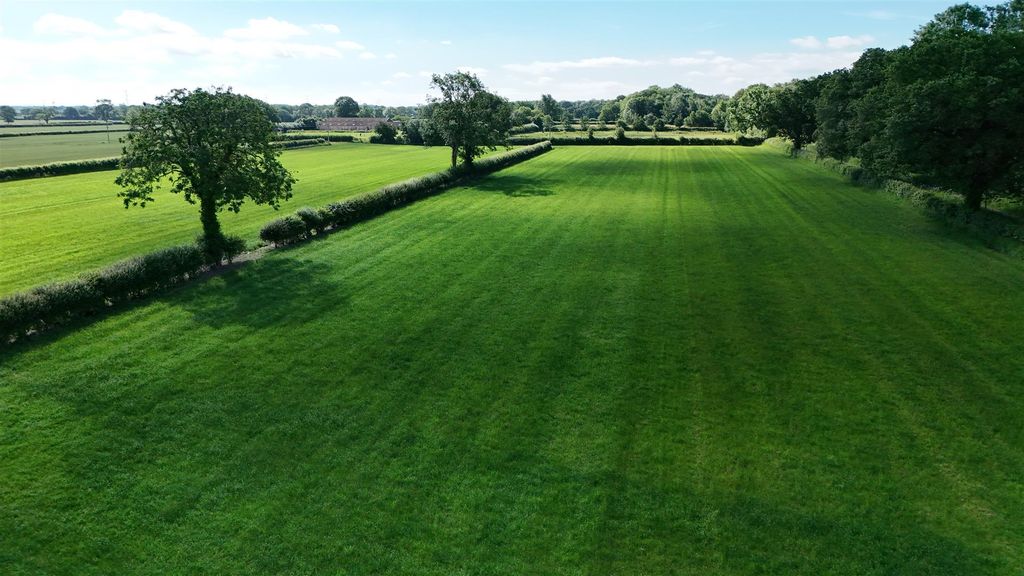 Property photo 3 of 6 Dji_Fly_20260619_092338_0055_1781857517939_Photo.J