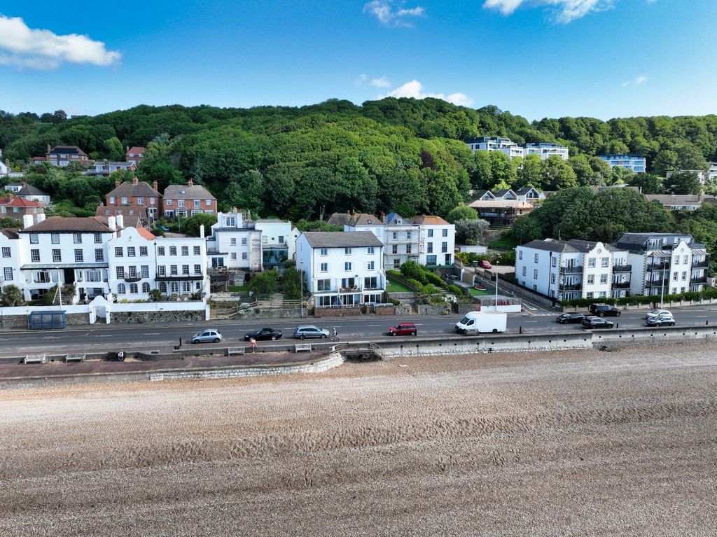 Property photo 1 of 17 Picture 1