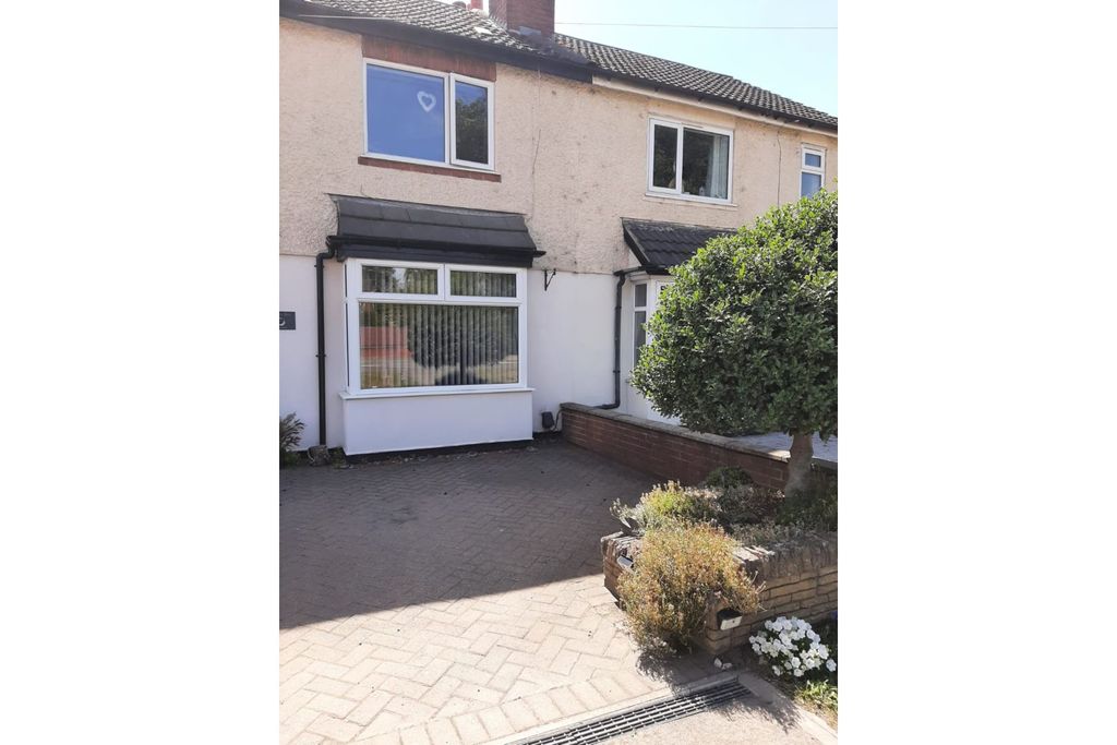 Property photo 2 of 30