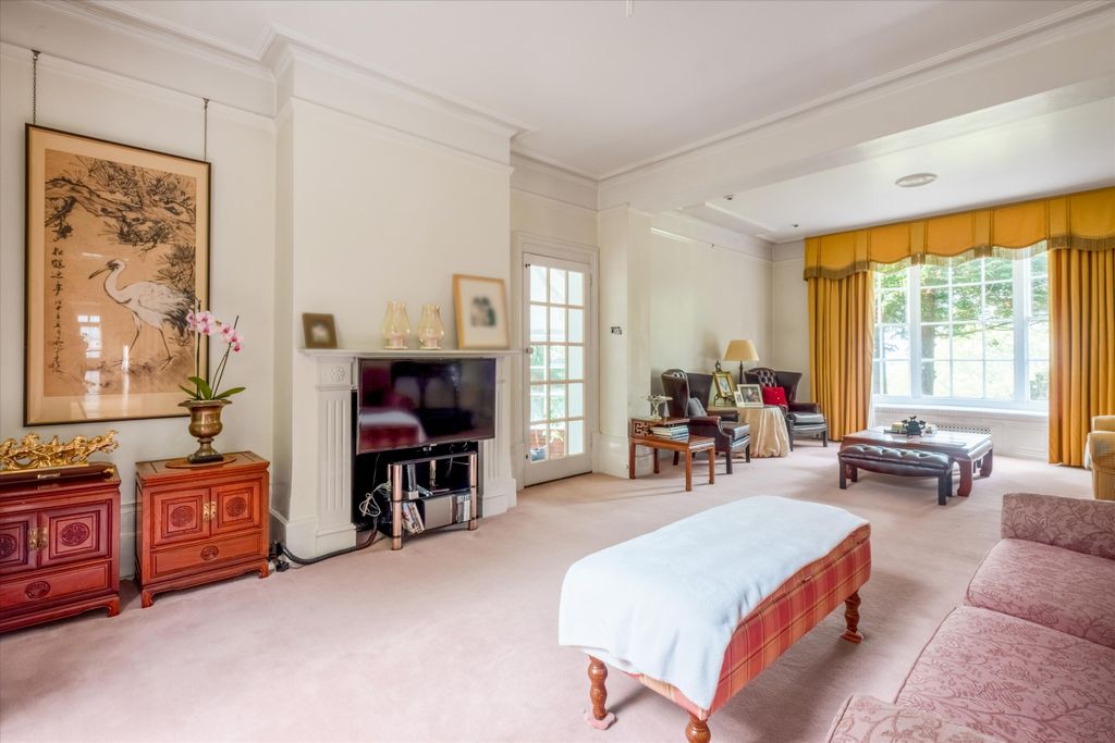 Property photo 3 of 30 Image