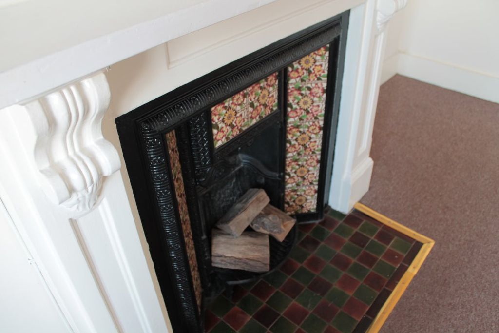 Property photo 3 of 7