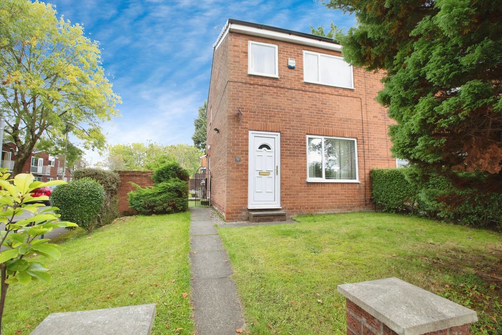 Property photo 1 of 15