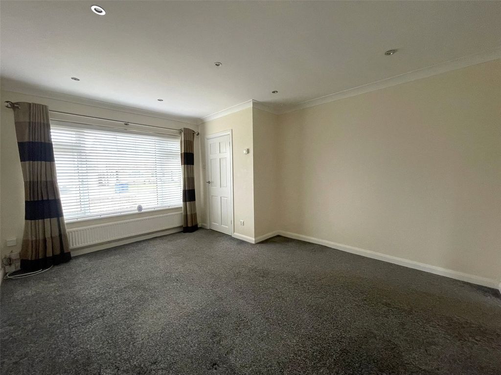 Property photo 2 of 9 Picture No. 05