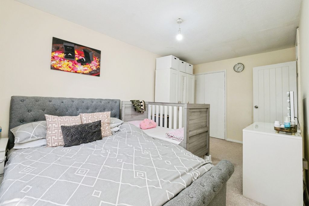 Property photo 3 of 20 Pbox-Img.Jpg