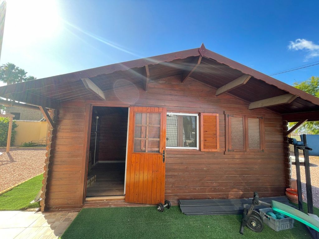 Property photo 2 of 46