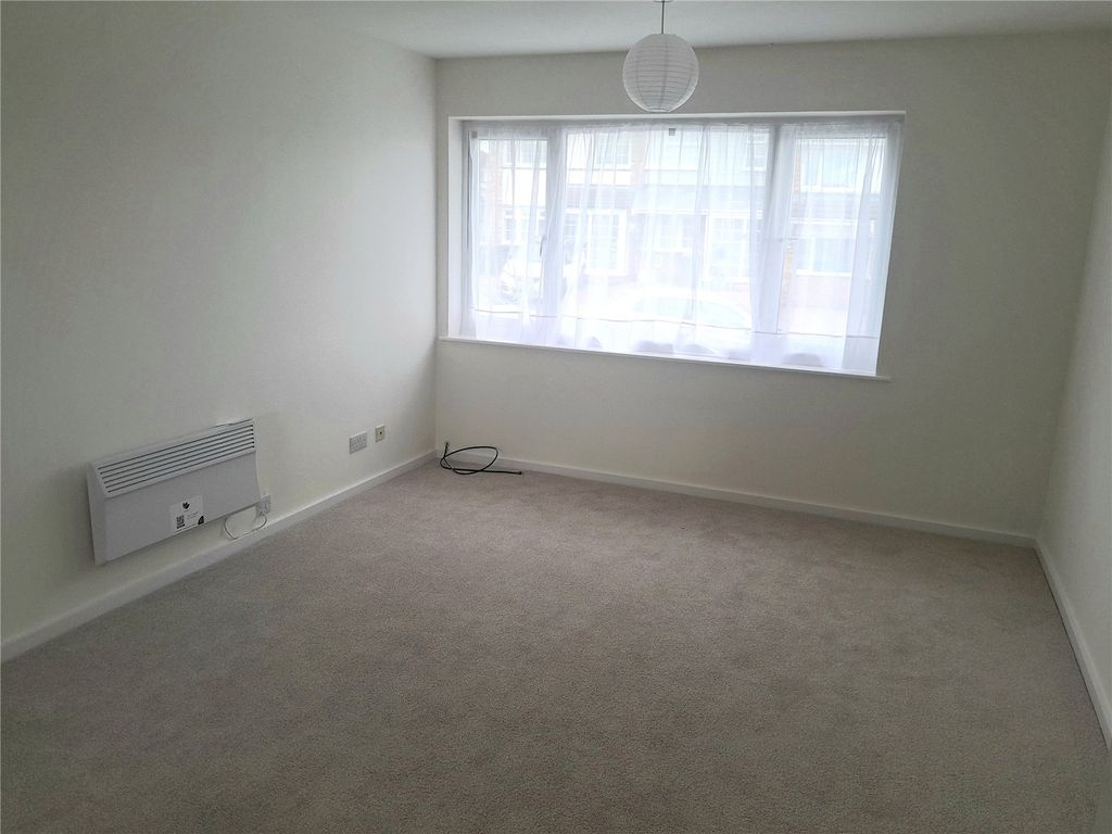 Property photo 3 of 11 Picture No. 05