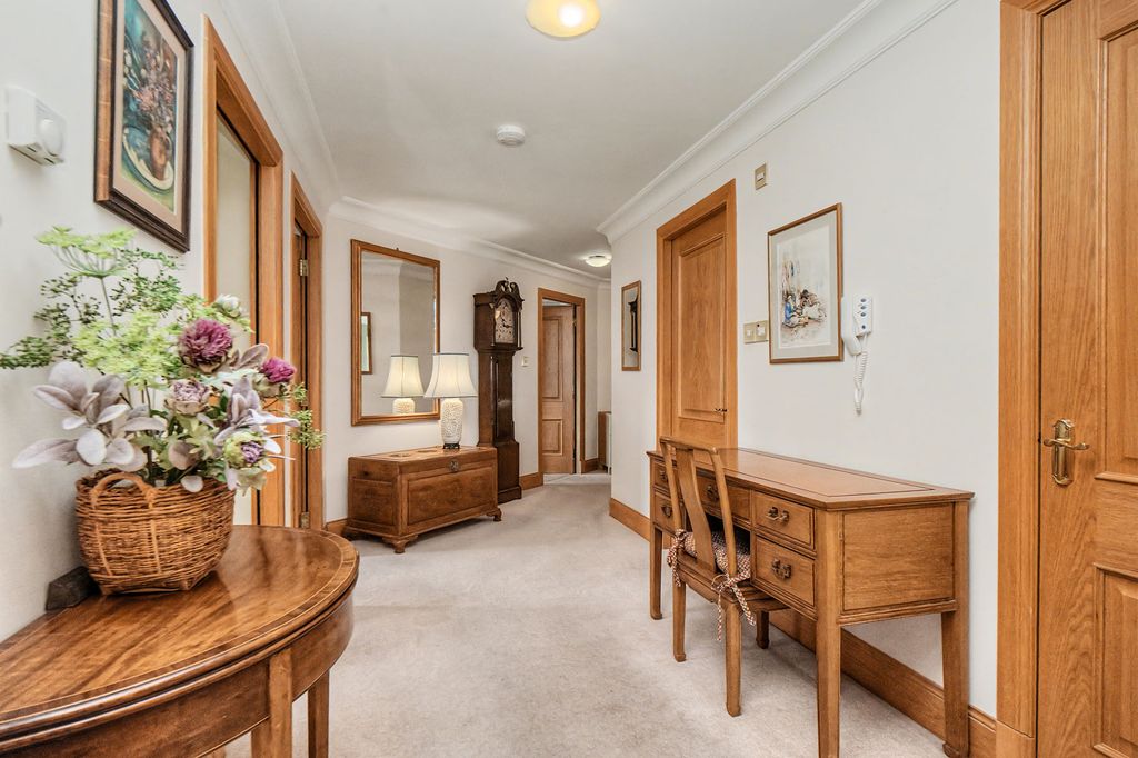 Property photo 2 of 16 Property Image 2