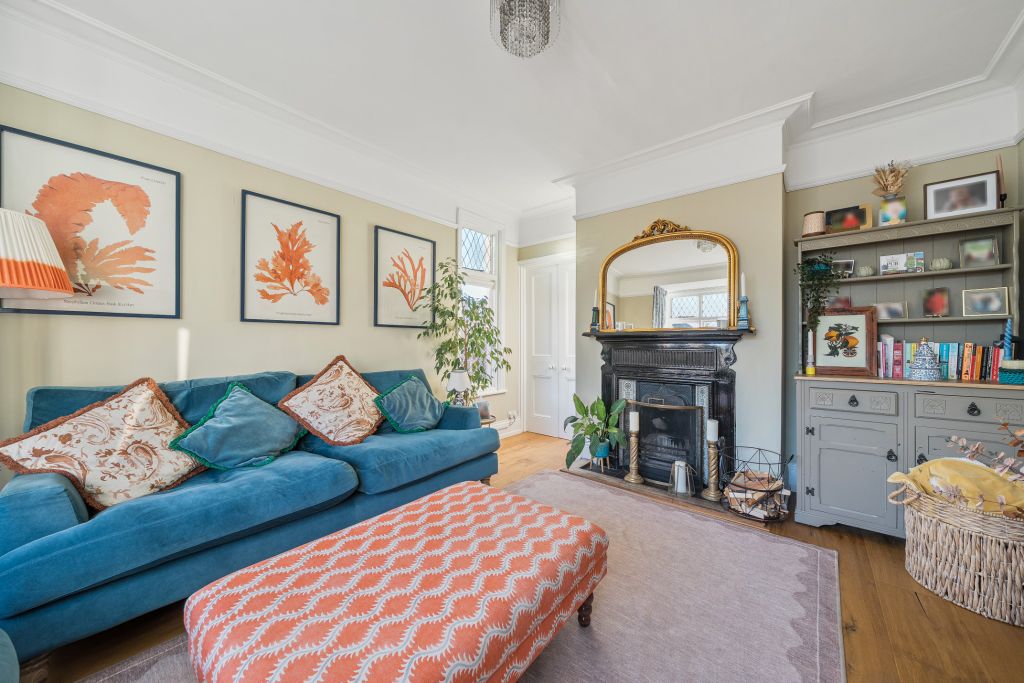 Property photo 2 of 30