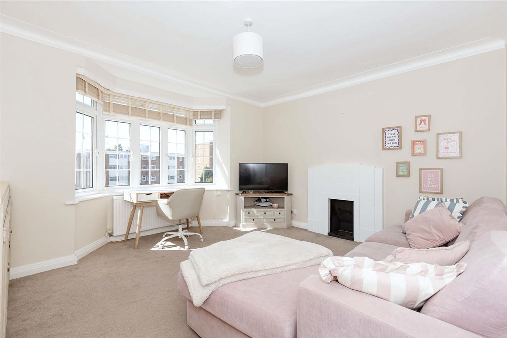 Property photo 2 of 12 Downview Court.Jpg