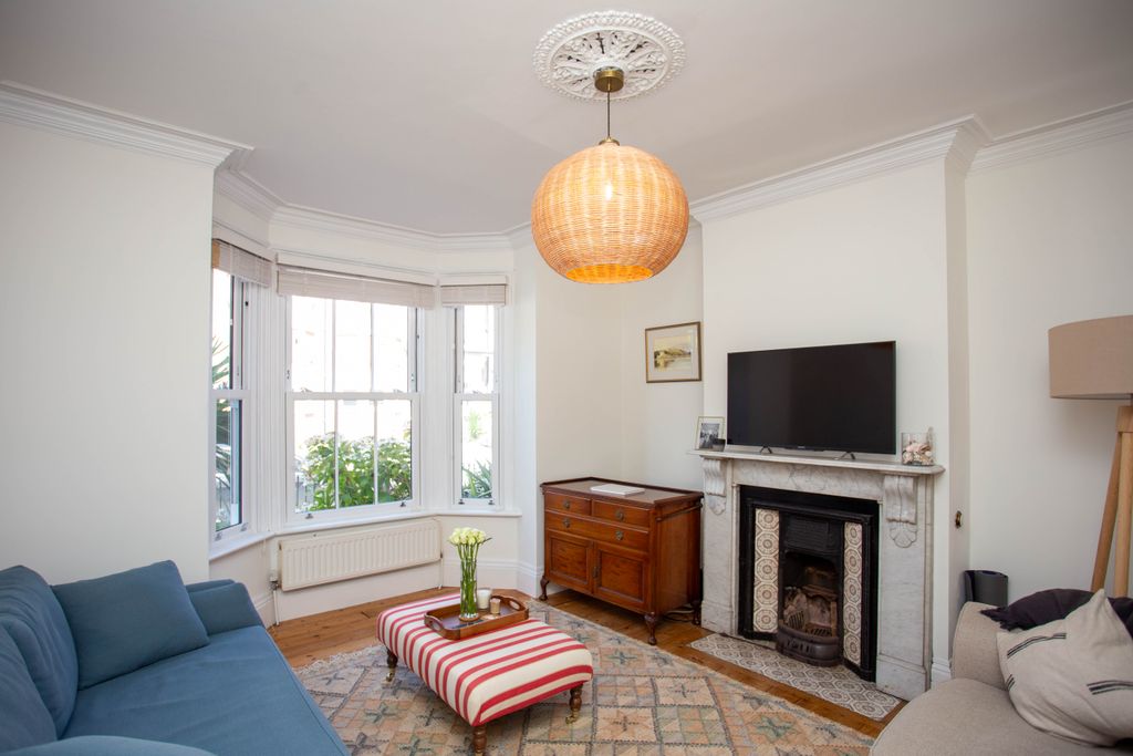 Property photo 2 of 20 Img_6700