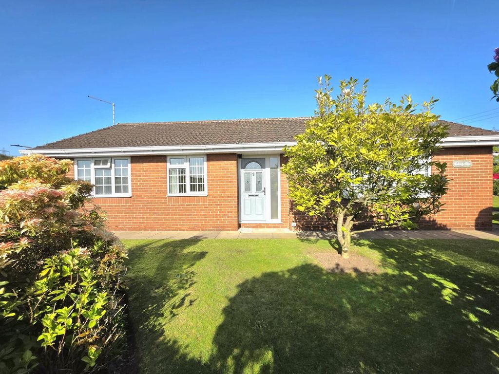 Property photo 1 of 26 Front (Exterior)