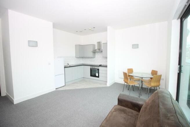 Property photo 3 of 8 Picture No. 02
