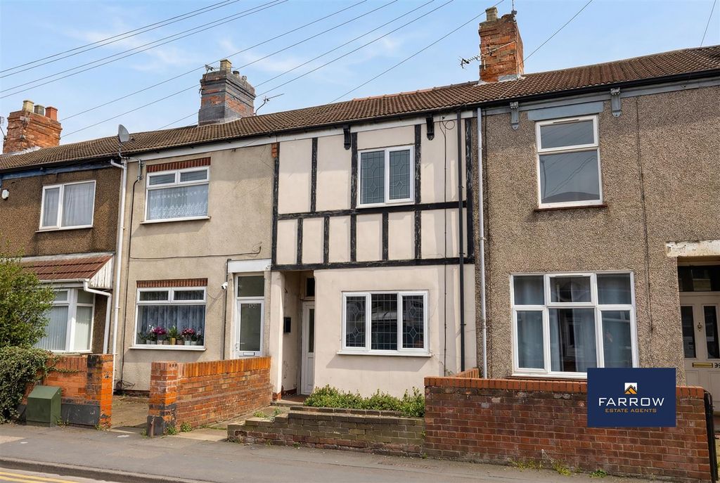 Property photo 1 of 19 Front