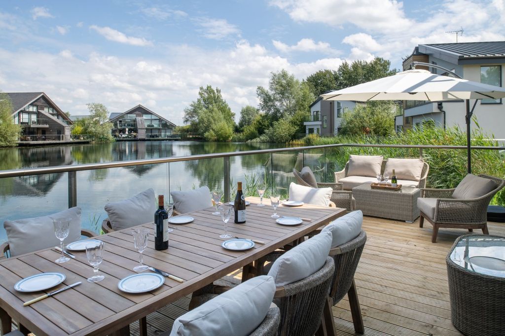 Property photo 3 of 15 Picture No. 38