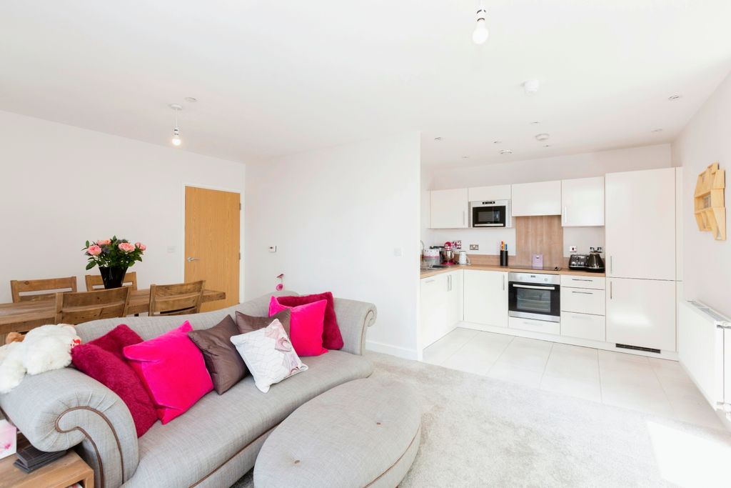 Property photo 2 of 14 Open Plan Living