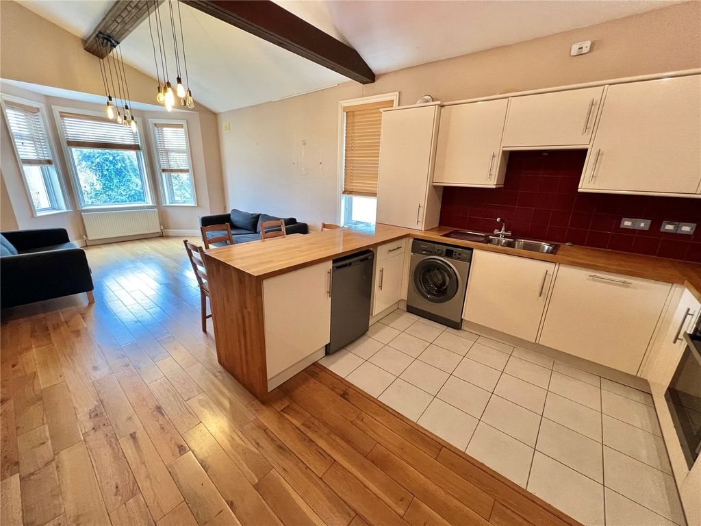 Property photo 1 of 15 Picture No. 21