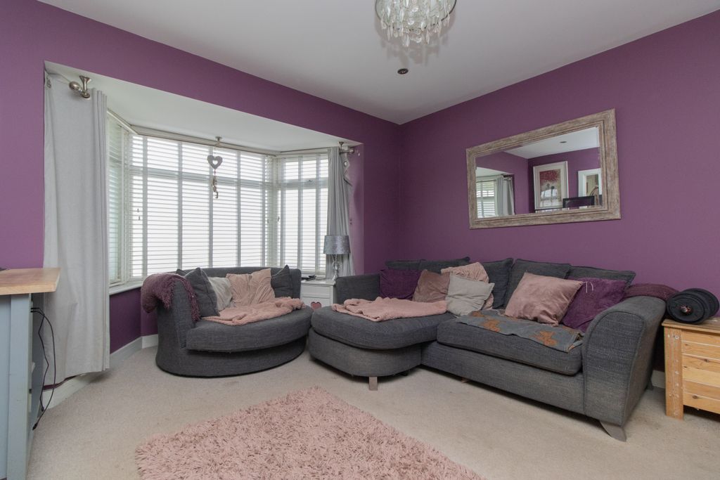 Property photo 2 of 11 Picture 2